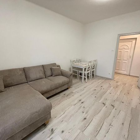 Malompark Apartman With Free Parking Ντέμπρετσεν Εξωτερικό φωτογραφία