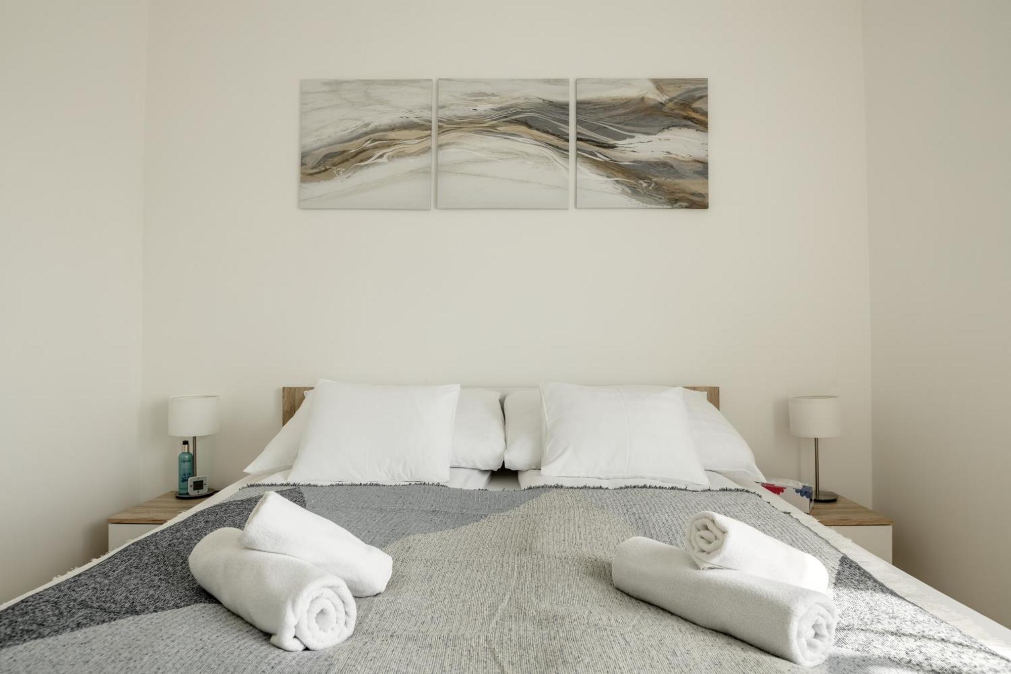 Malompark Apartman With Free Parking Ντέμπρετσεν Εξωτερικό φωτογραφία